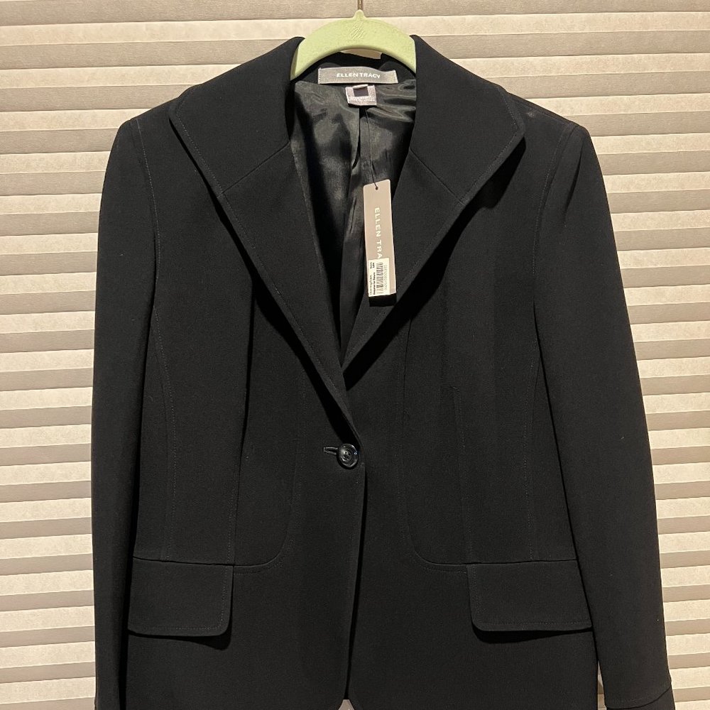 Ellen Tracy size 4 Black Blazer NWT